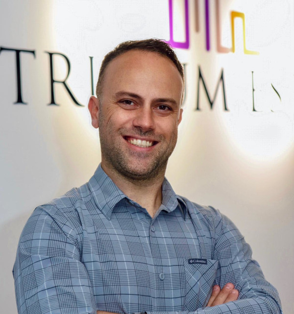 Айваз Рустем